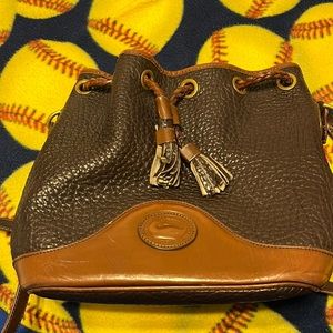 Dooney and bourke purse